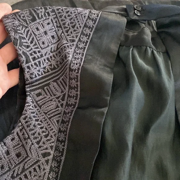 ❌SOLD❌ Twelfth Street by Cynthia Gatsby Open Back With Embroidery Detail🖤🖤🖤 - Picture 11 of 14